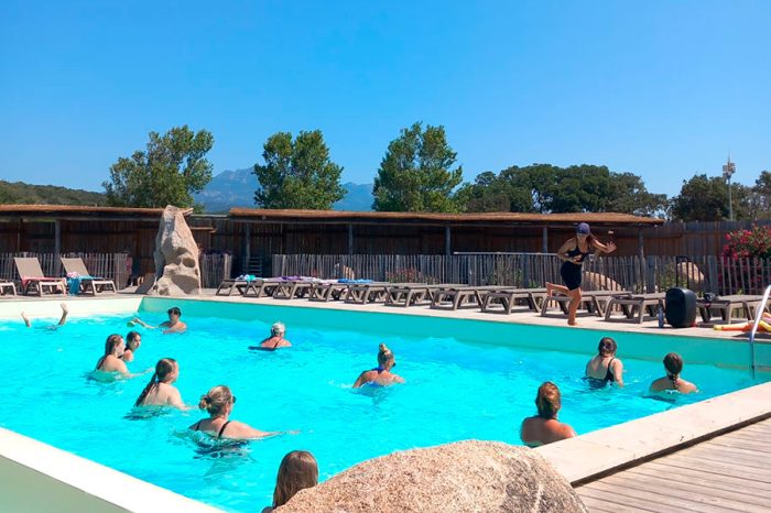 Camping Kevano Plage 4 étoiles Pianottoli Caldarello aquagym