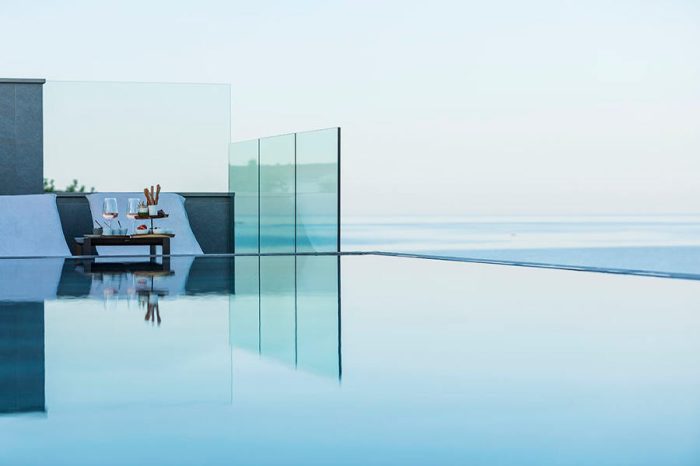 Hôtel Le Pinarello 4 étoiles Corse du Sud Coucher du soleil piscine