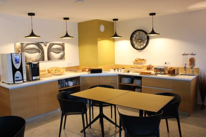 Hôtel-Résidence A Torra Haute Corse salle petit déjeuner