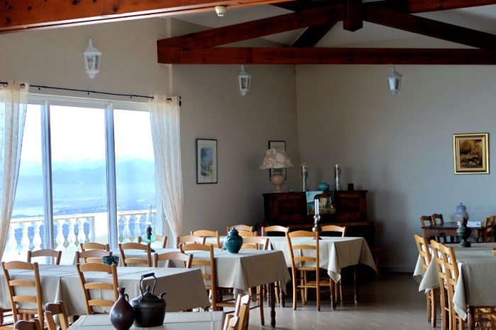 Hôtel-Restaurant Le Belvédère Coti salle restaurant