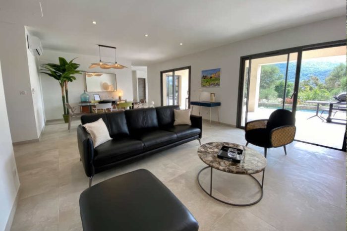 locations-villas-celia-monticello-pieceavivre-casa-nepita